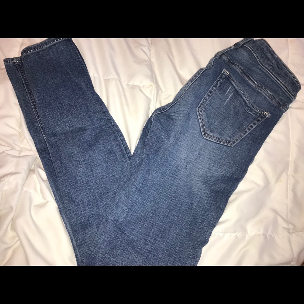 Hollister distressed jeans